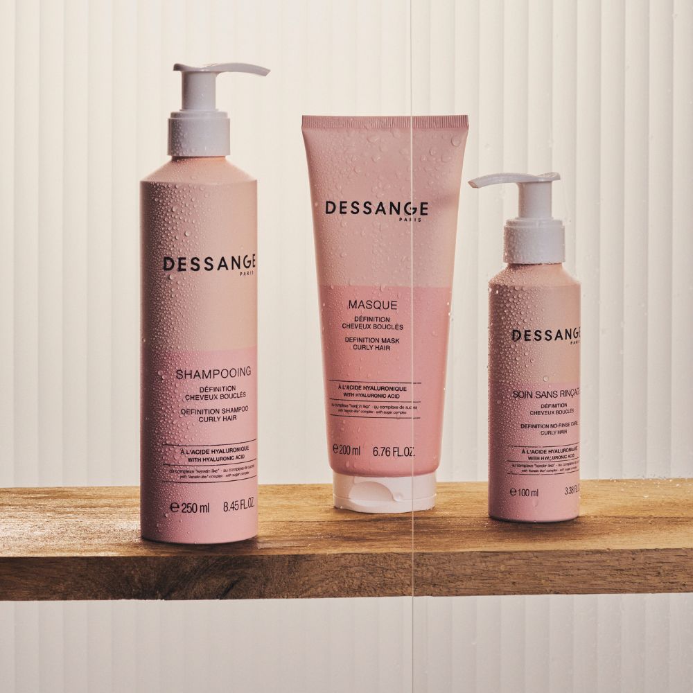 Shampoing définition cheveux bouclés 